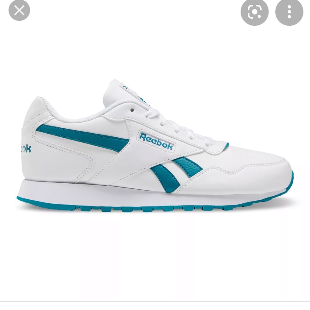 ISO retro Reebok women’s 8